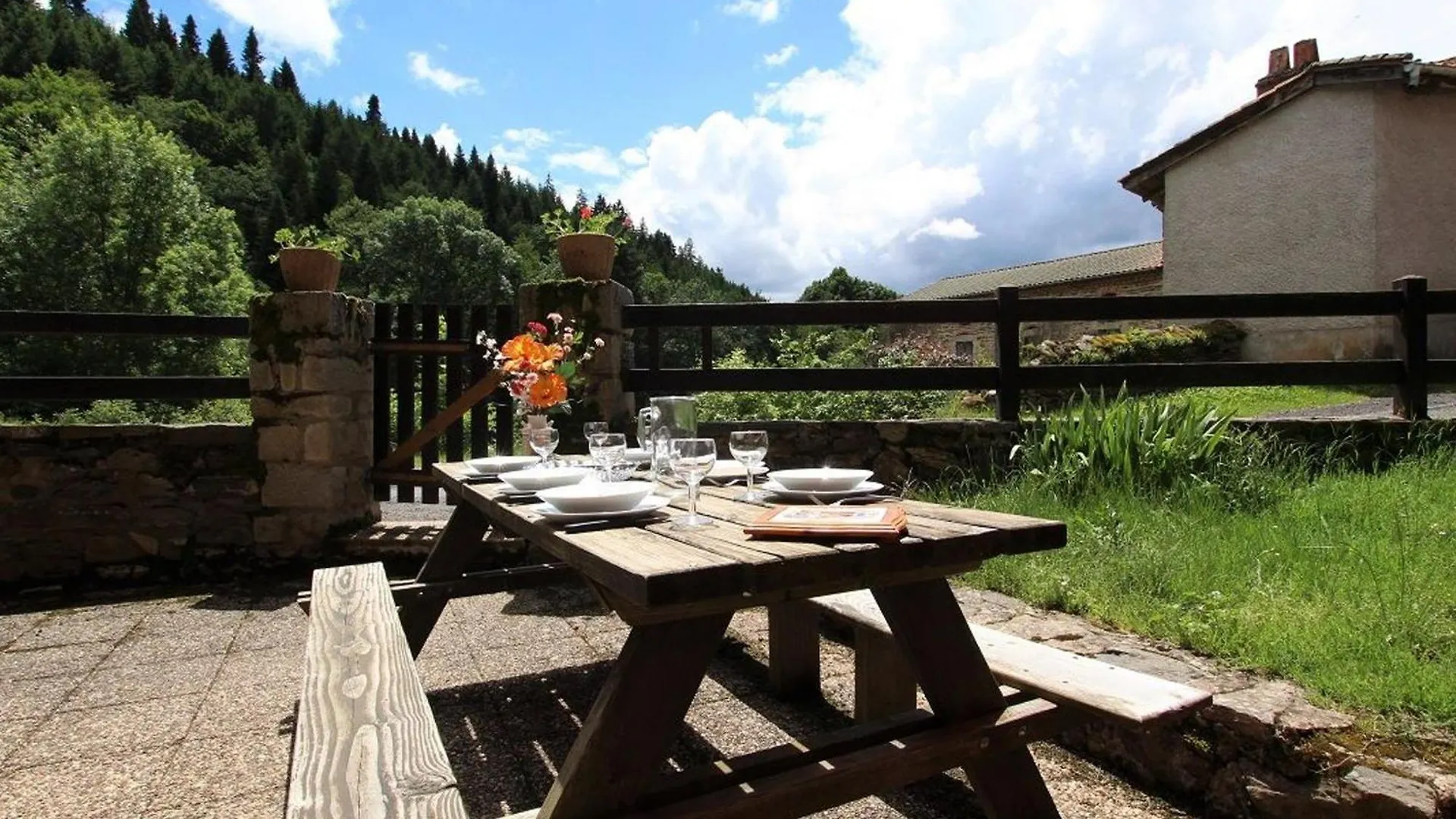 Holiday home Charmant Gite Independant Au Coeur D'Un Village De Campagne Avec Cour Fermee - Fr-1-582-222 Saint-Didier-sur-Doulon